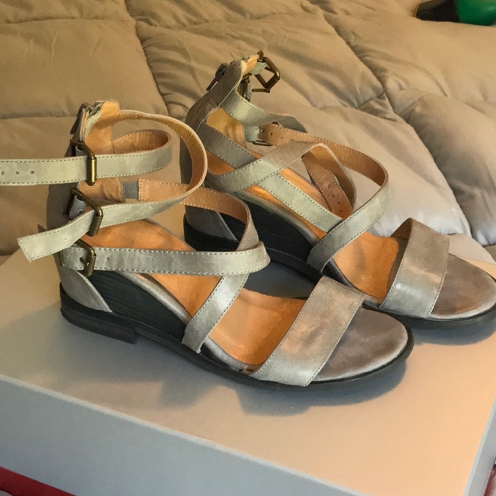Chocolat Blu. Gray wedge sandals, size 8.5